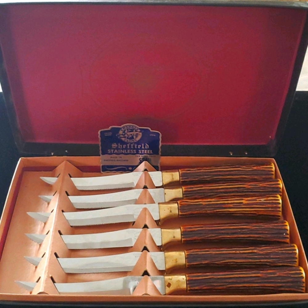 Set of 6 Sheffield steak knives